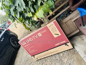 Slim Sleek UHD Smart Lg 49”UN73