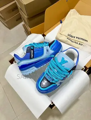 Louis Vuitton Maxi