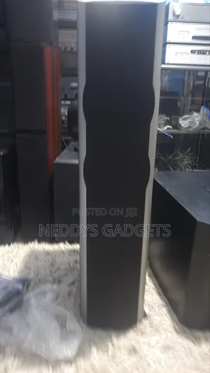 Jamo X3m Flooring Standing Speakers,Made in Denmark