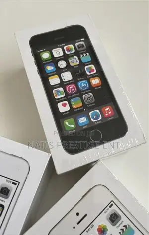 New Apple iPhone 5s 16 GB Silver