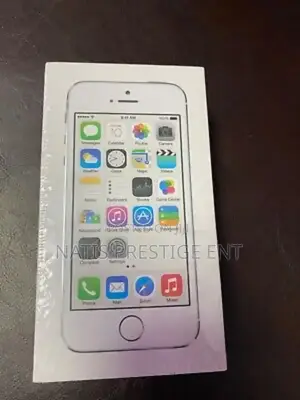 New Apple iPhone 5s 32 GB Gold