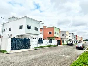 4bdrm House in Manet Court Estate, Airport Residential Area for rent
