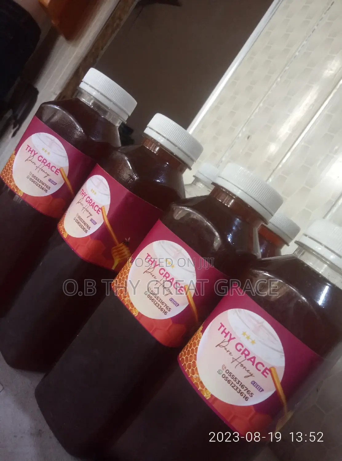 Raw Honey Without Any Mix