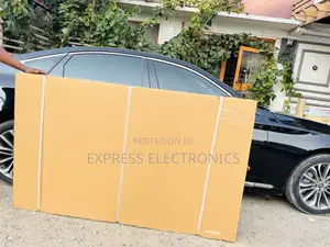 100% Pure Cinema UHD Smart Samsung 75”Cu8000