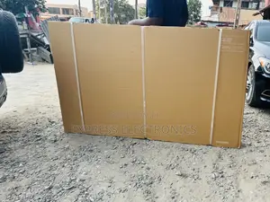 Ultra Thin Profile UHD Smart Samsung 75”Cu8000