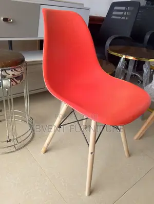 Stylish Quality Plastic Chair