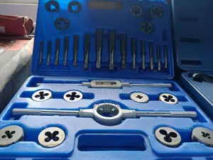 WESTWARD Tap And Die Set: 30 Pieces, 1/4"-20 Min. Tap Thread
