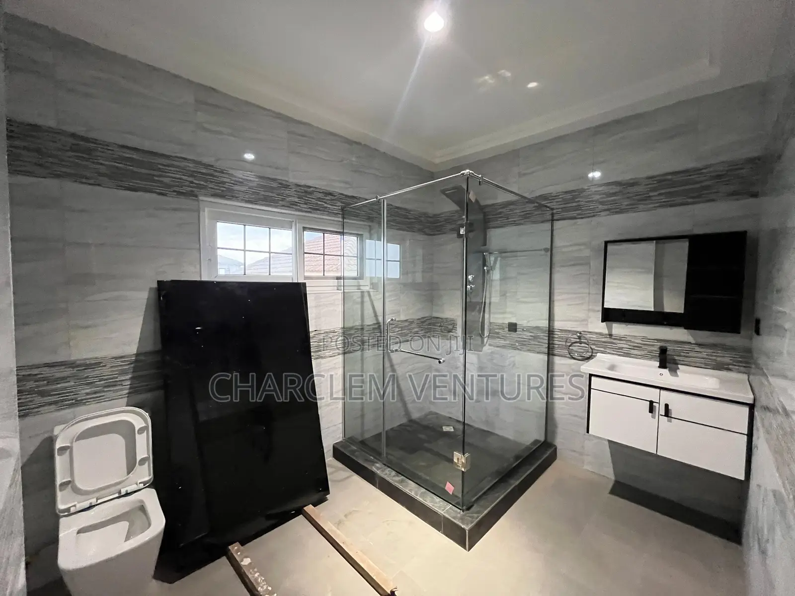 5bdrm House in Charclem Ventures, East Legon for sale