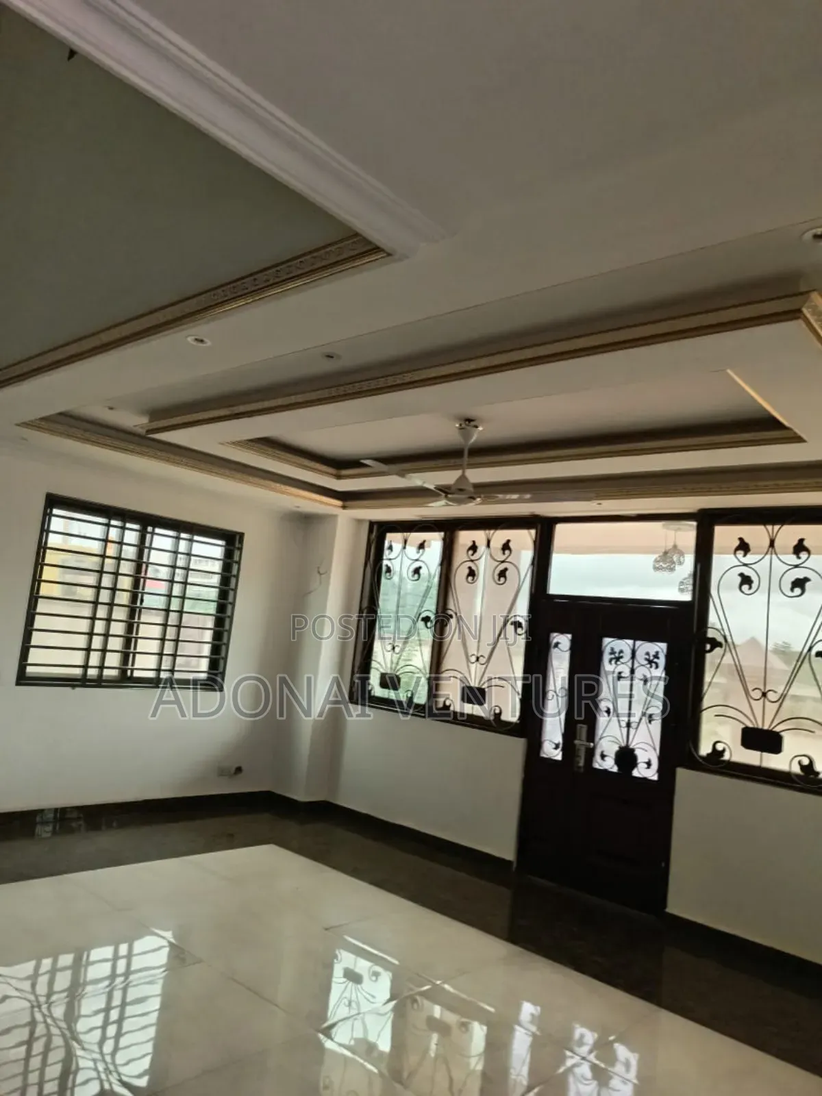 4bdrm House in Ahodwo, Kumasi Metropolitan for sale