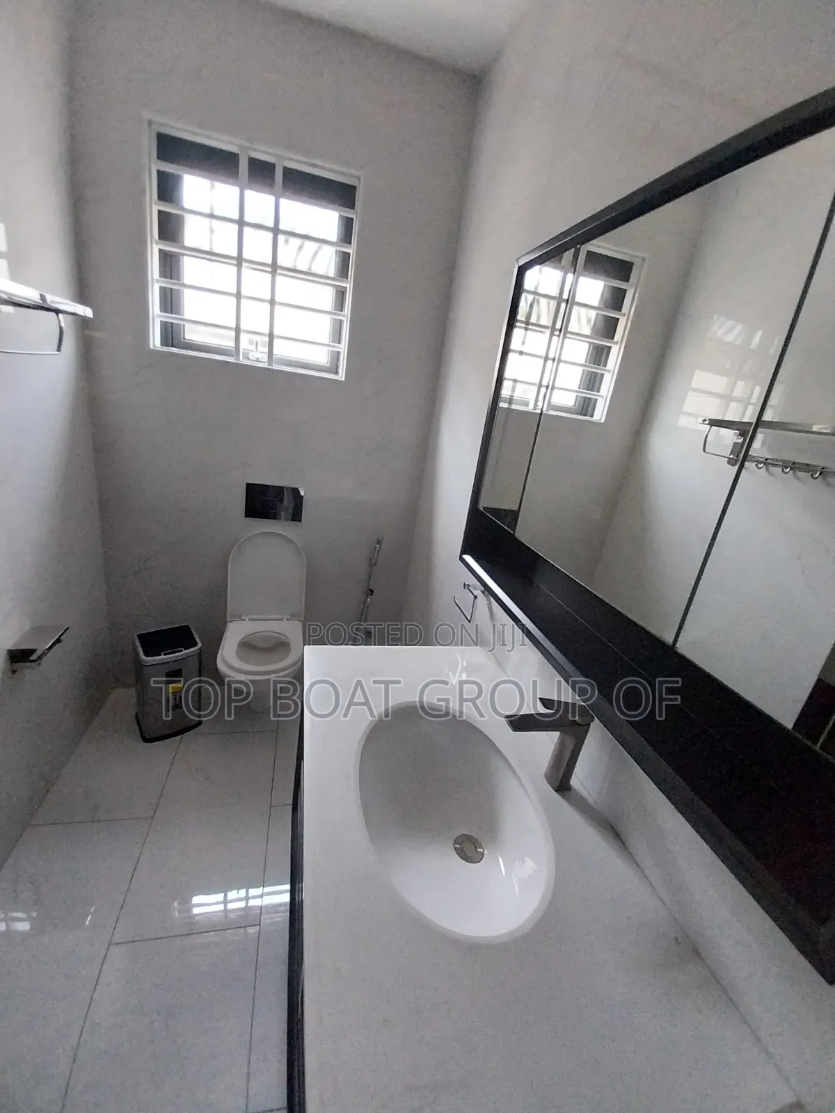 Furnished 4bdrm House in Tafo Mamponten Top, Kumasi Metropolitan