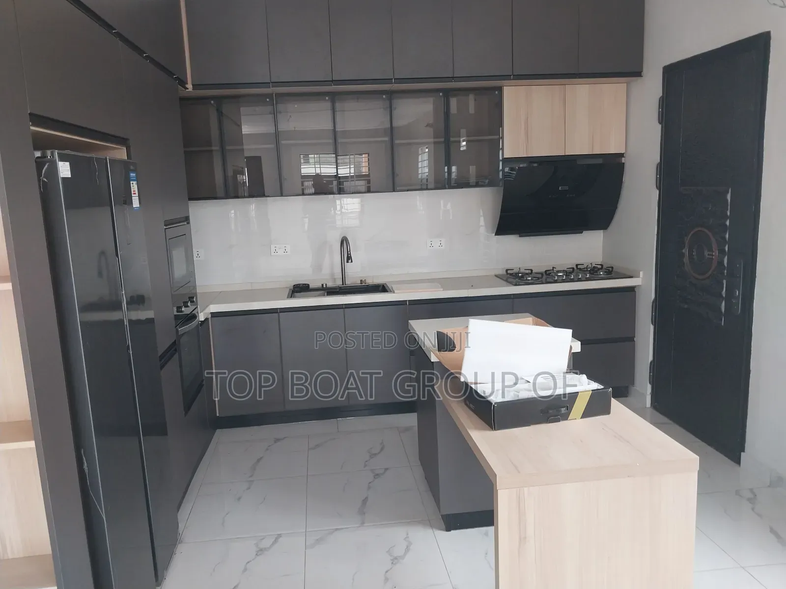 Furnished 4bdrm House in Tafo Mamponten Top, Kumasi Metropolitan