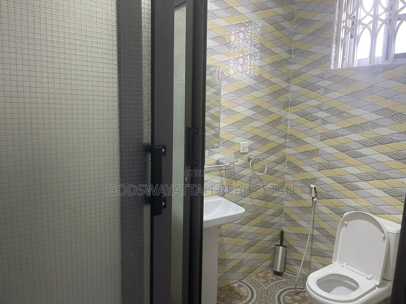 2bdrm Apartment in East Legon, Adjiriganor for rent