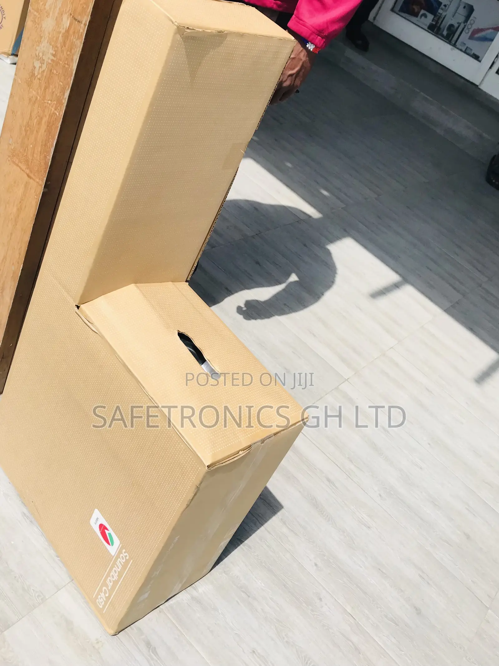 Elegent Designed Samsung: B650 Soundbar 