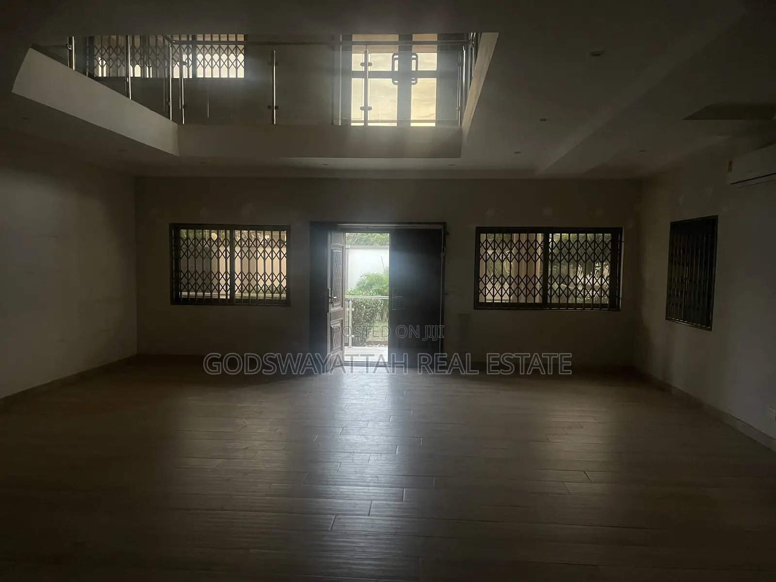 4bdrm House in East Legon, Adjiriganor for rent