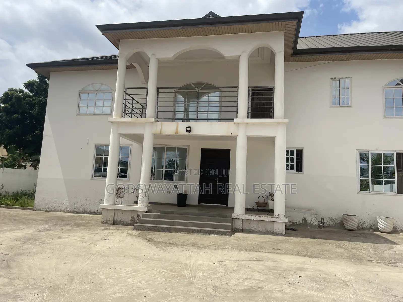 4bdrm House in East Legon, Adjiriganor for rent