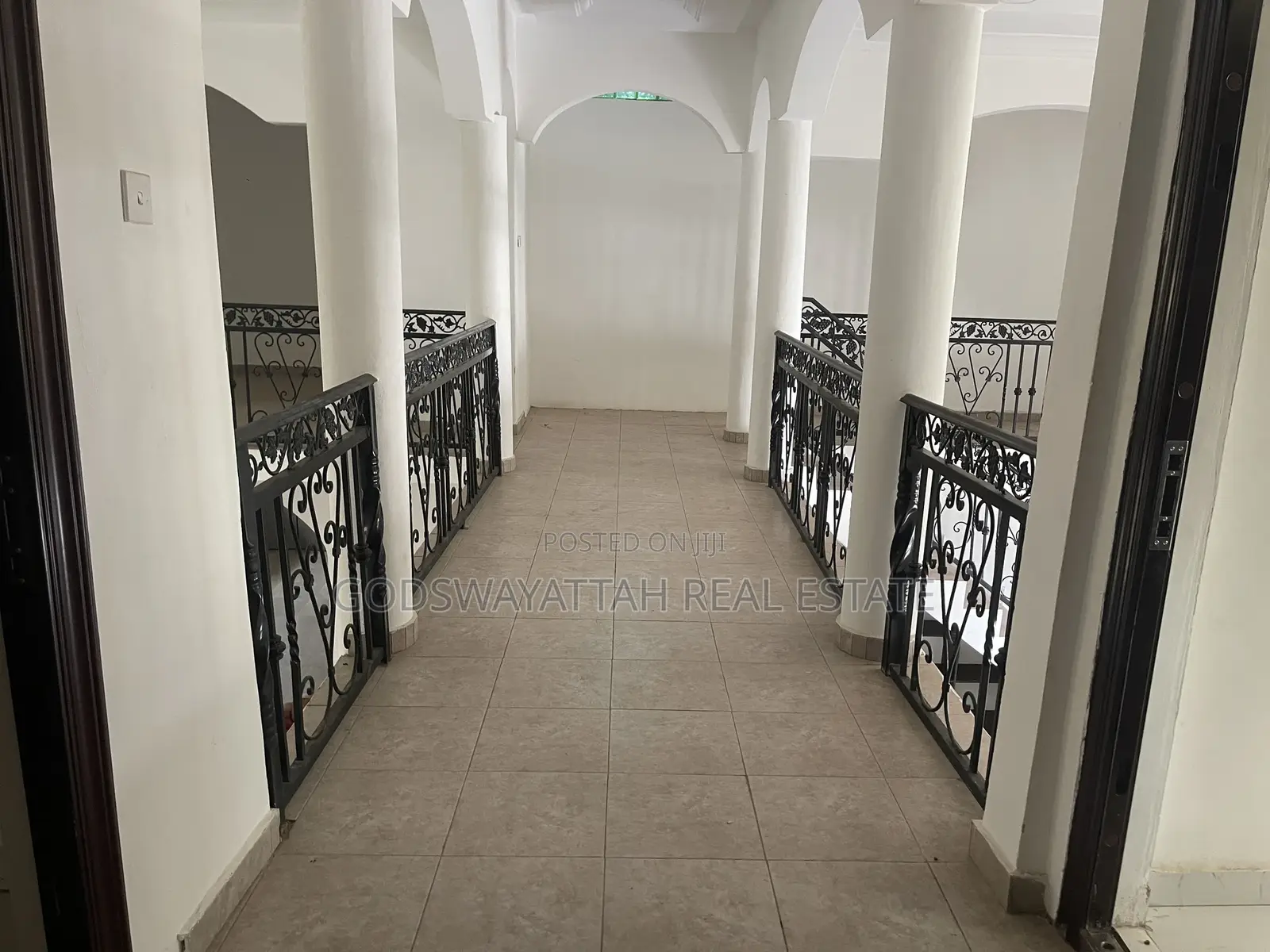 4bdrm House in East Legon, Adjiriganor for rent
