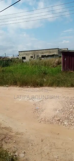 Vry Nice Land Without Water