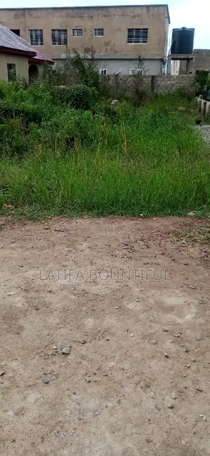 Vry Nice Land Without Water