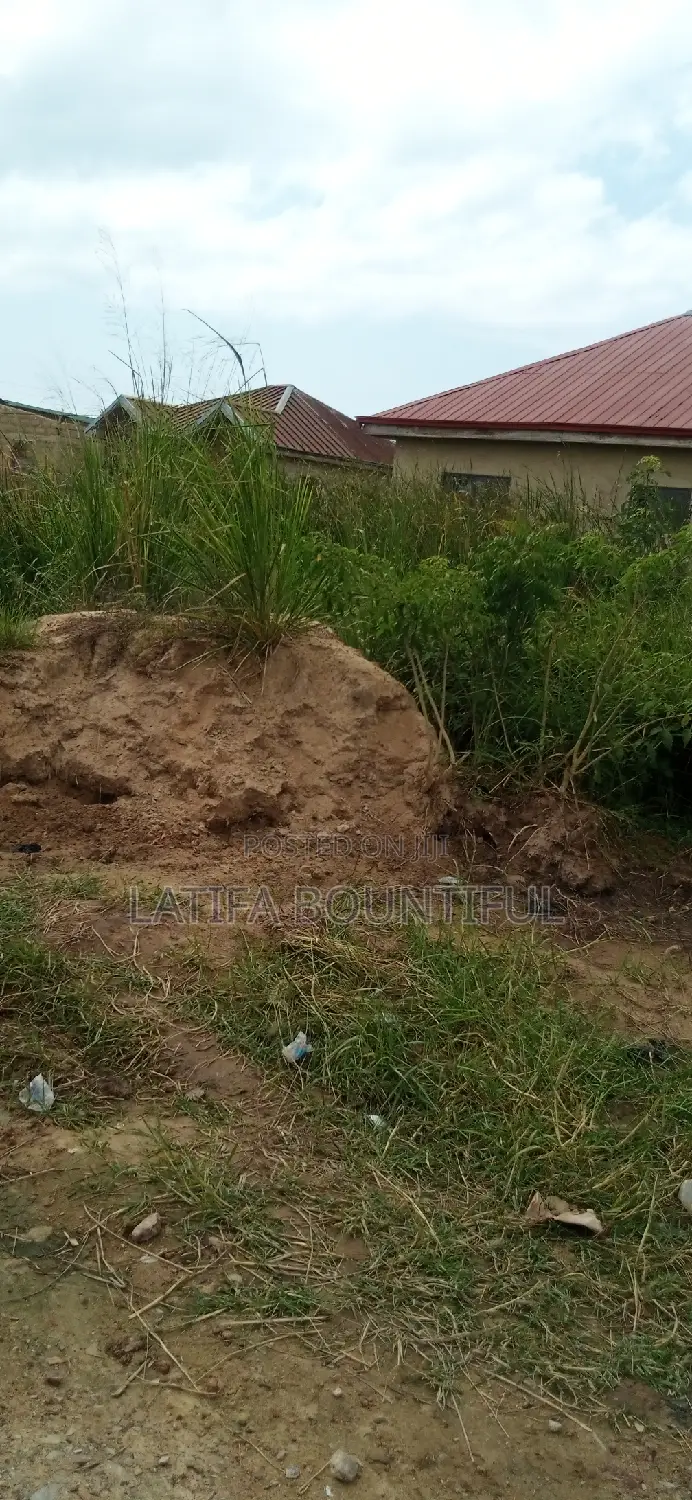Vry Nice Land Without Water