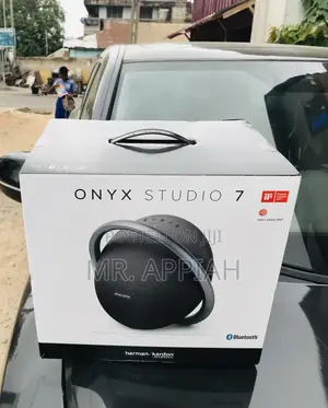 Awesome Onyx 7 Portable Bluetooth Speaker(Black) 