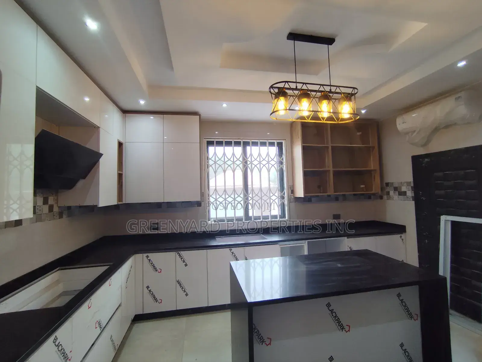 4bdrm House in East Legon for sale