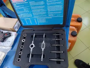 WESTWARD Tap and Die Set: 12 Pieces, 1/4"-20 Min. Tap Thread