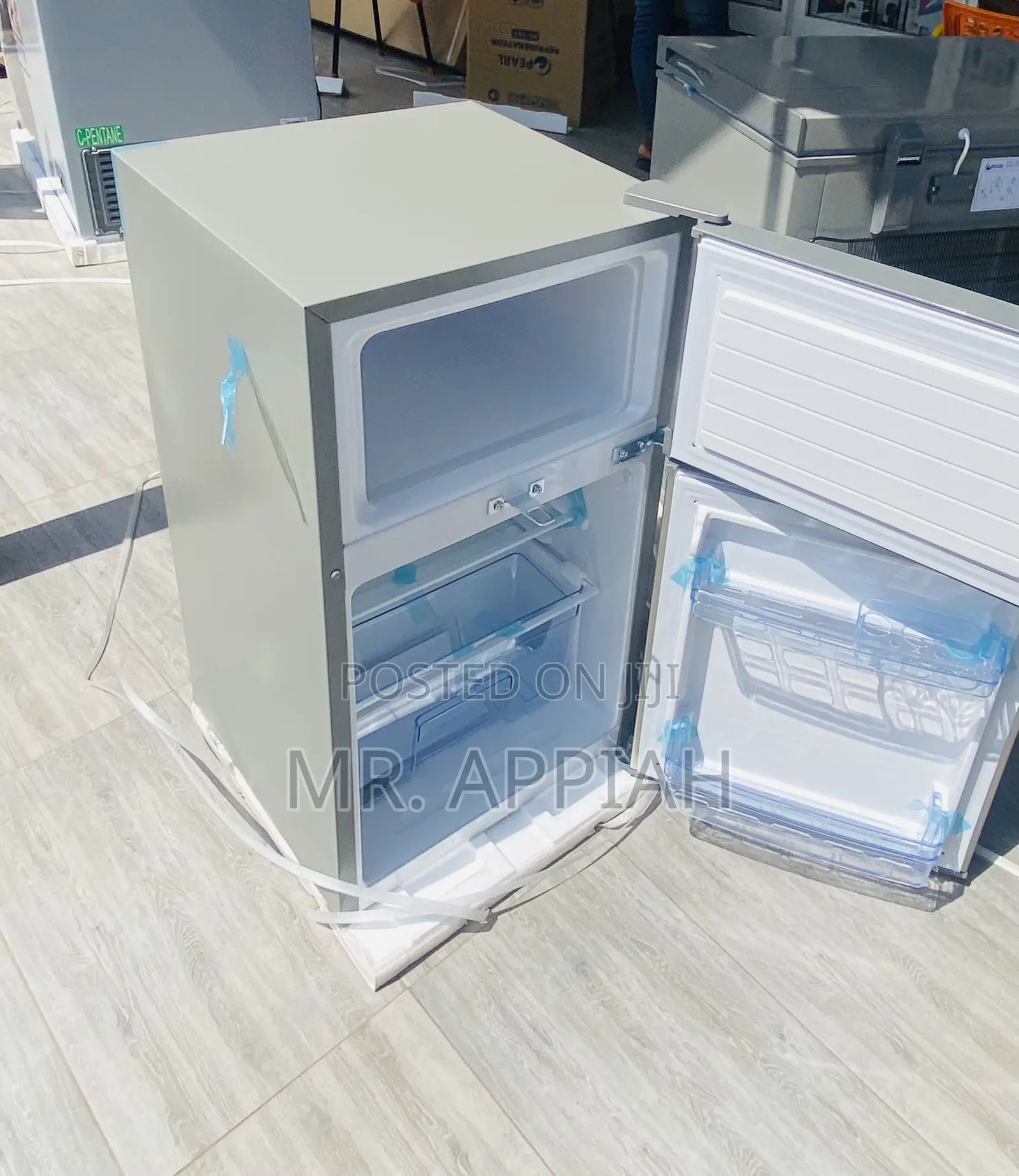 Shop Affordable Pearl Double Door Table Top Fridge(Gray).