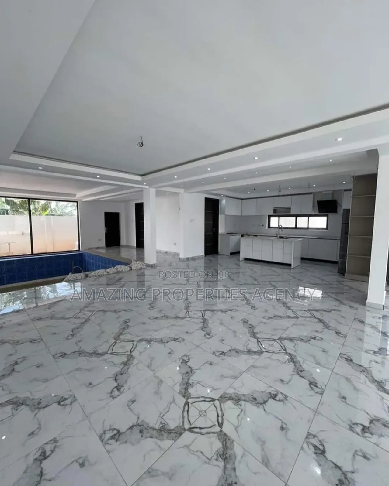 4bdrm House in Adjiriganor for sale