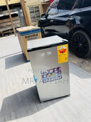 Latest Pearl PF-111 1 Door Electric Table Top Fridge,Silver