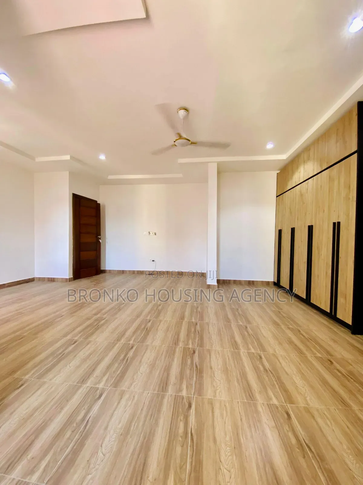 3bdrm House in Bronko Housing, Spintex for rent