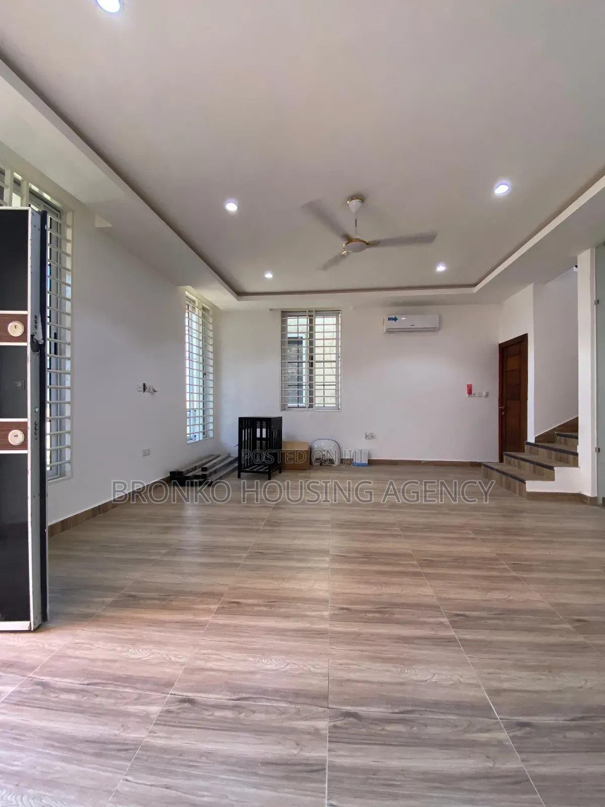 3bdrm House in Bronko Housing, Spintex for rent