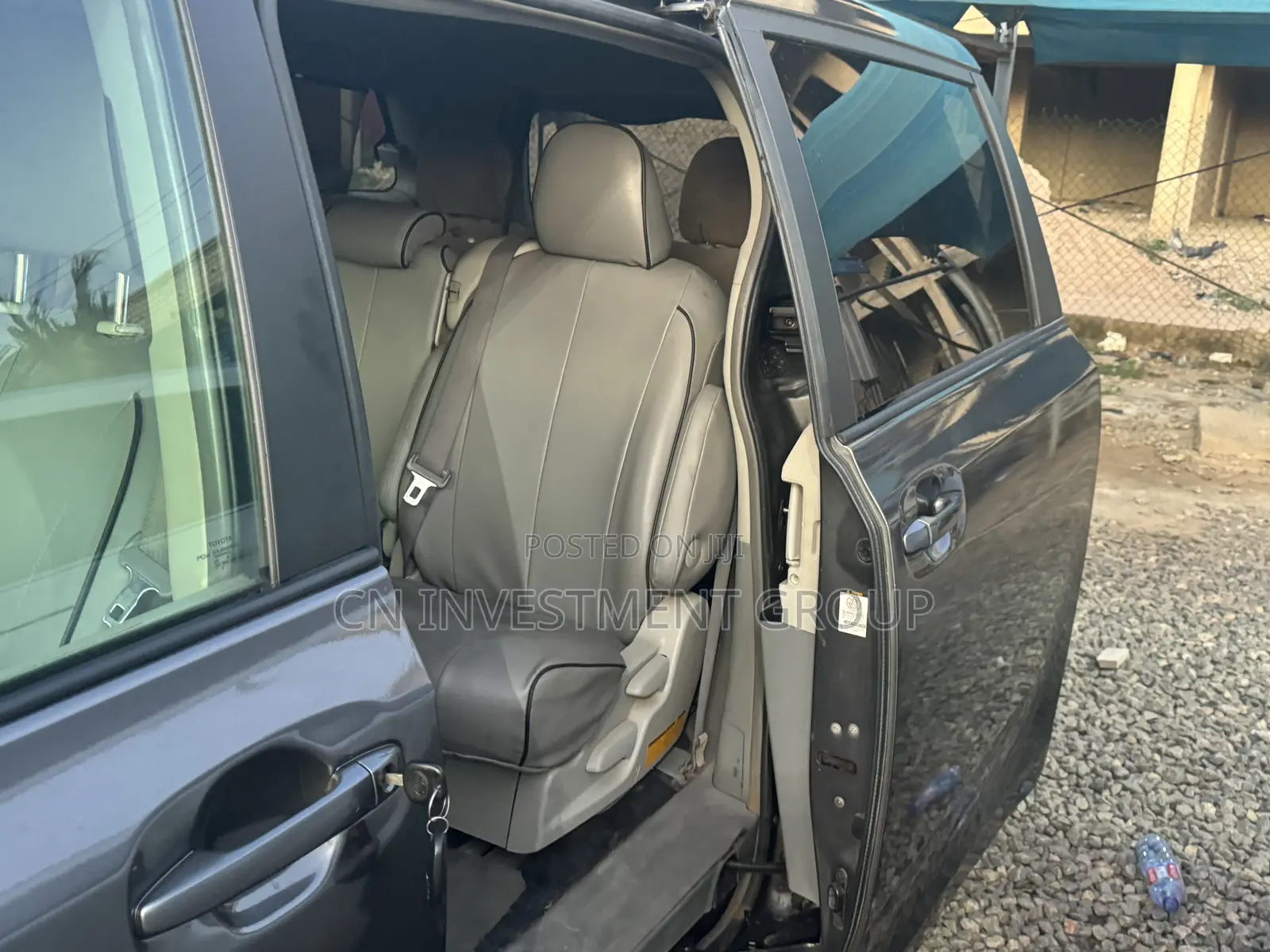 Toyota Sienna LE 8 Passenger 2012 Gray