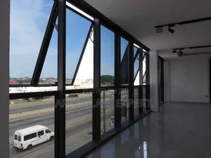 Curtain Wall Installed by Apexglassexpert Team
