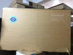 Samsung 50′′ 50DU7000 Crystal UHD Smart TV -