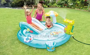 Inflatable Pool Play Center