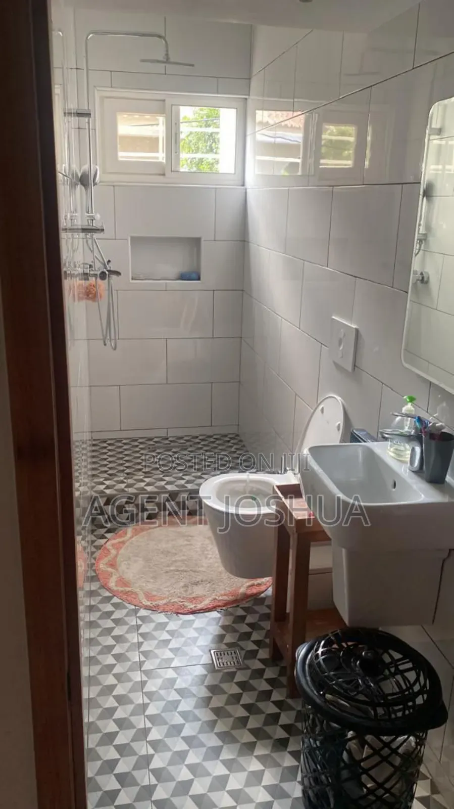Furnished 4bdrm House in Regimanuel Estate, Airport Residential Area