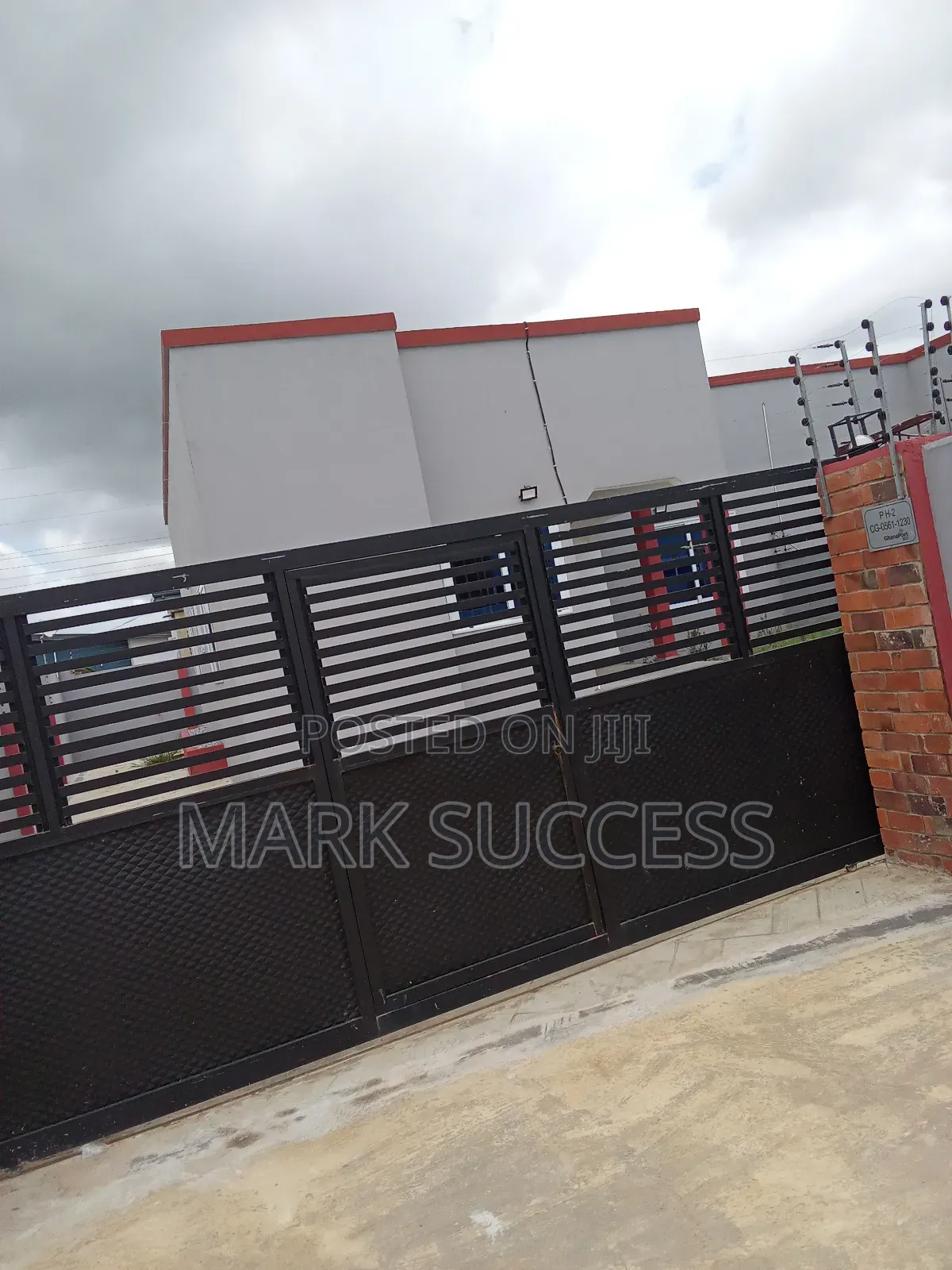 2bdrm House in Budumburam for sale