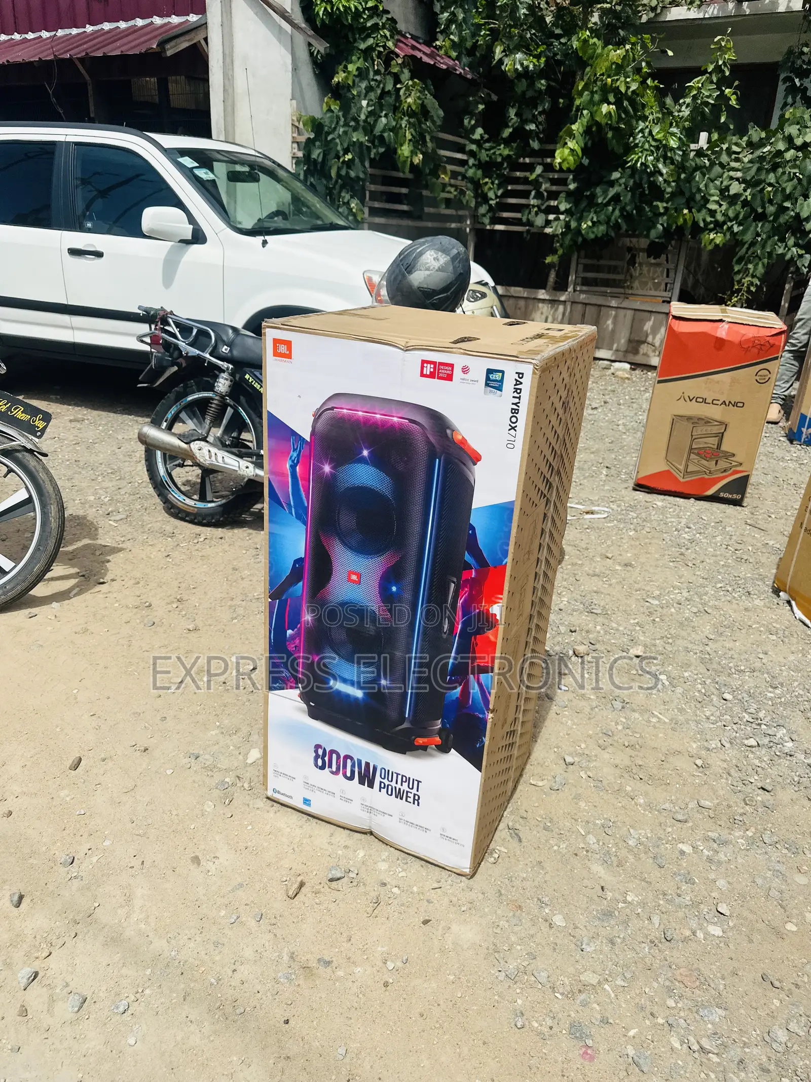 Less Expensive Design JBL Party Box 710
