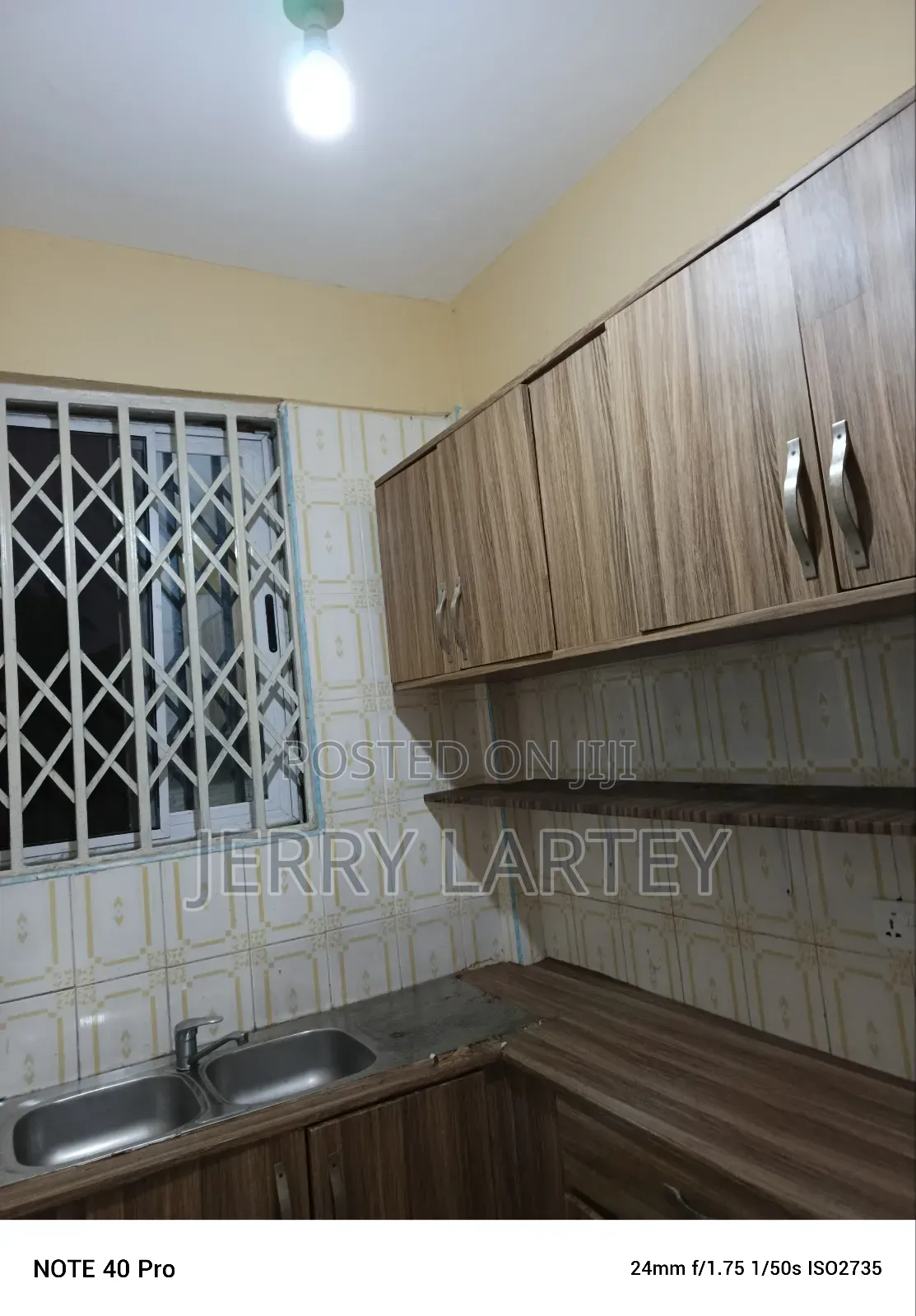 2bdrm House in Dansoman Estate Kofi for rent