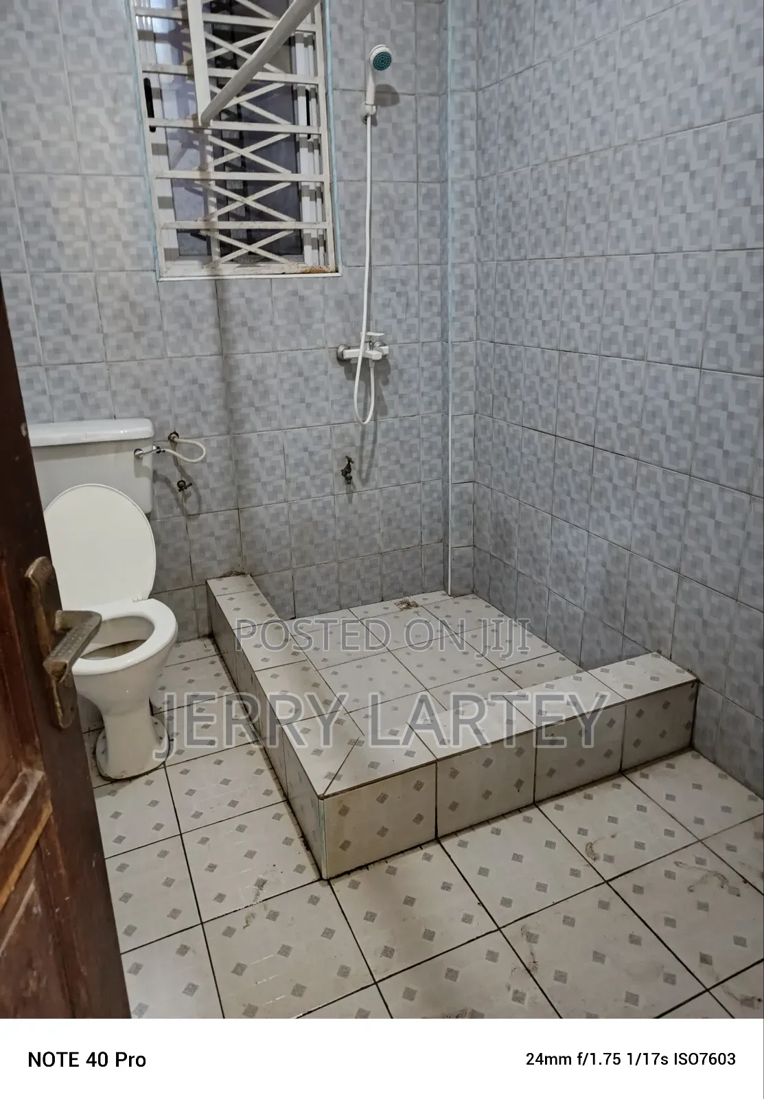 2bdrm House in Dansoman Estate Kofi for rent