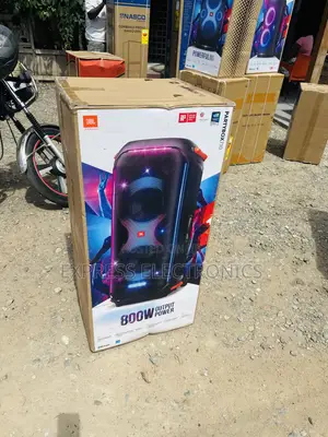 Best Buy for Less JBL Party Box 710
