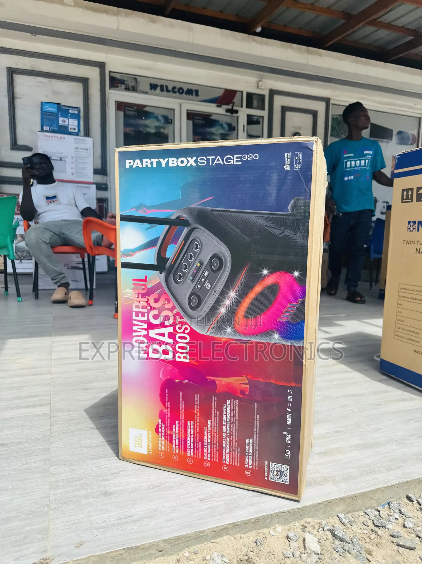 Ultra Modern Bluetooth Speaker Partybox 320