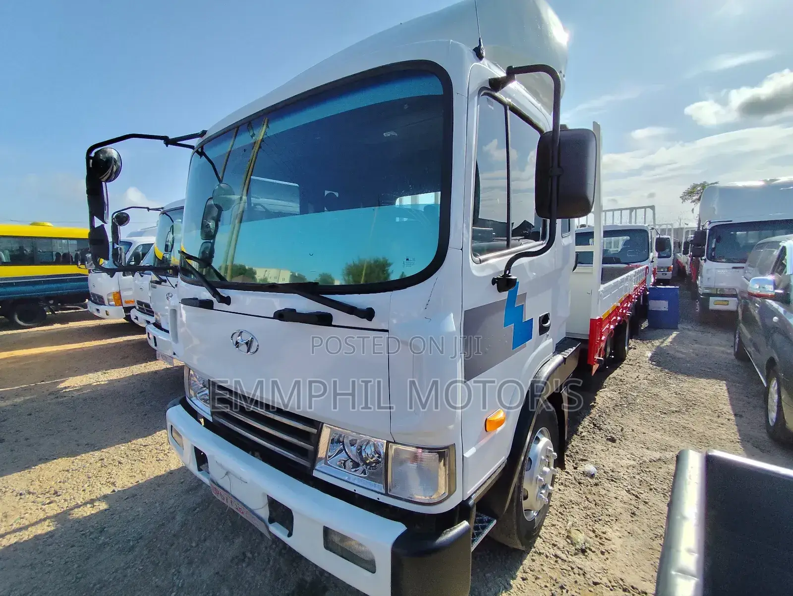 Hyundai Mega