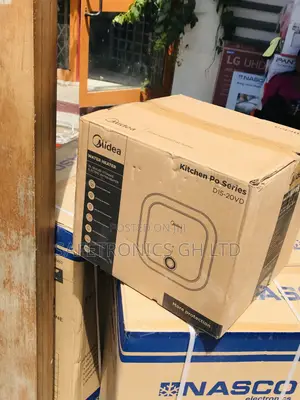 Beat Quality Midea 15 Liters Water Heater Whiteboard 