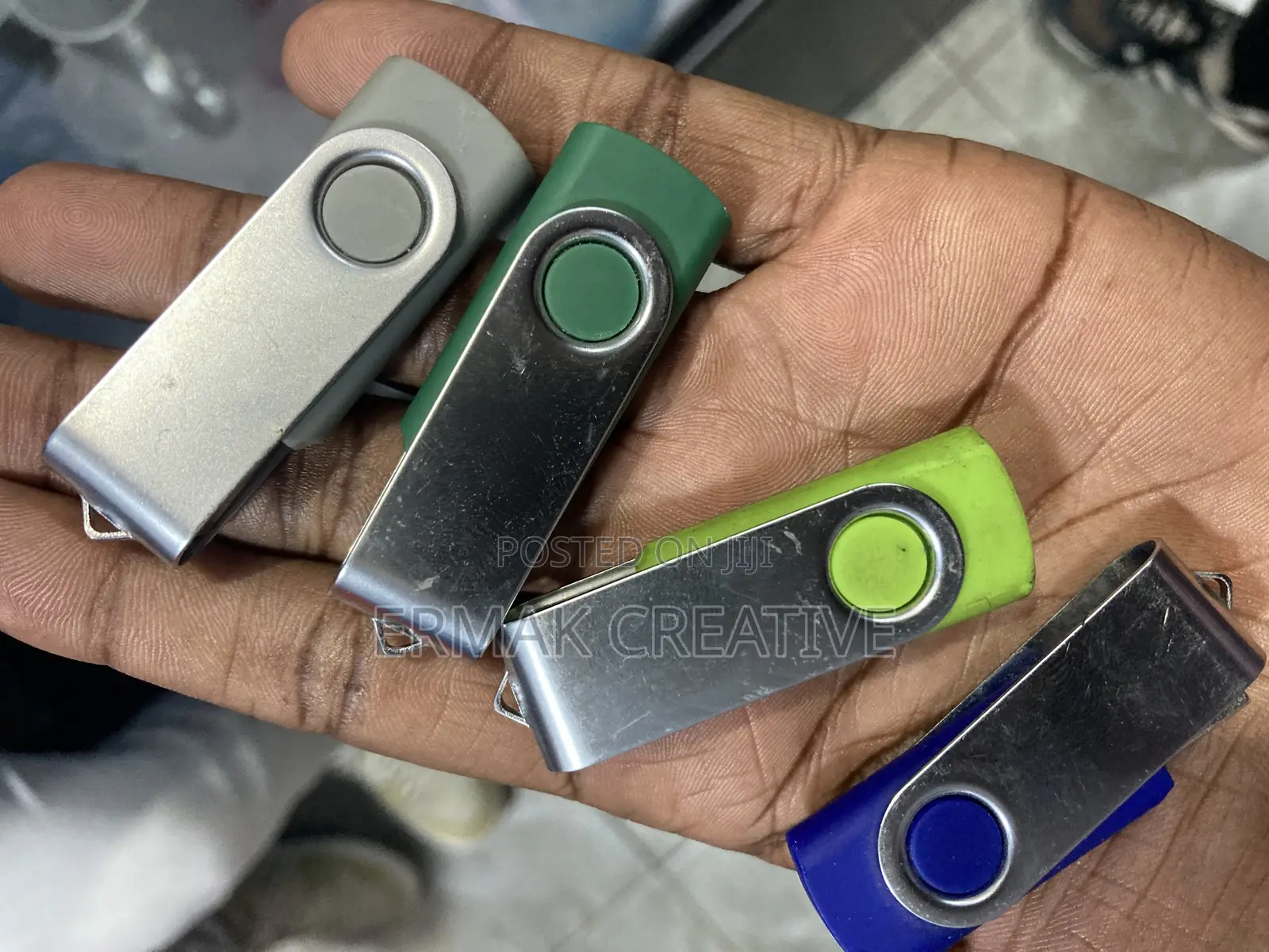Branded Pen Drive 16gb / 32gb
