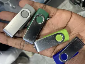 Branded Pen Drive 16gb / 32gb