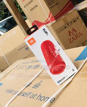 Neatly Boxed JBL Flip 6 Bluetooth Speakers