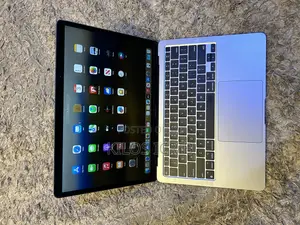 Laptop Apple MacBook Air 2020 M1 8GB Intel Core i5 SSD 256GB