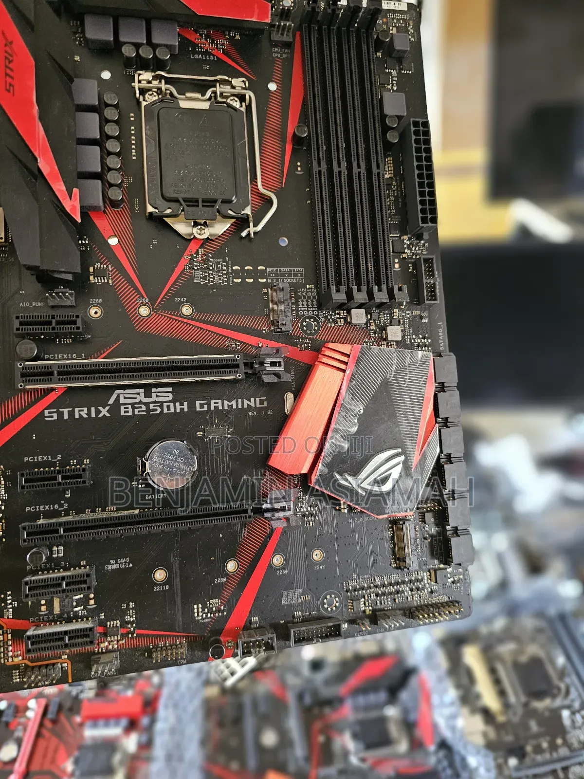 Asus Strix B250-H Gaming 7th Gen Board