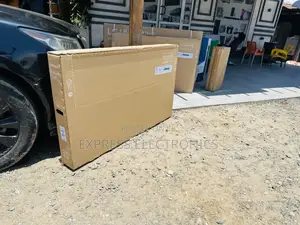 Available Now at Store Uhd Smart Samsung 55”Cu8000